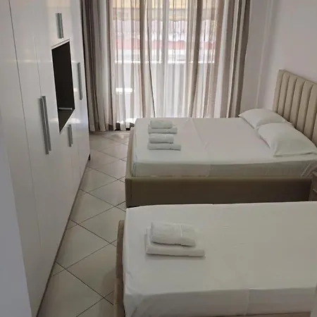 Apartament Metrolpol Kashari